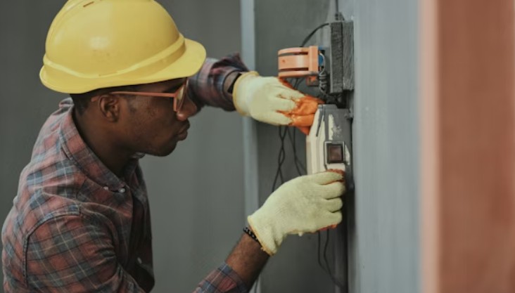 Elektrikçi ve teknik servis web sitesi tasarımı örneği